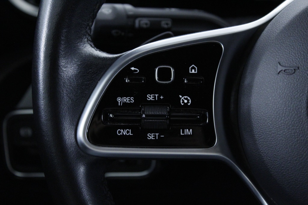 Mercedes-Benz Classe CLA - 180