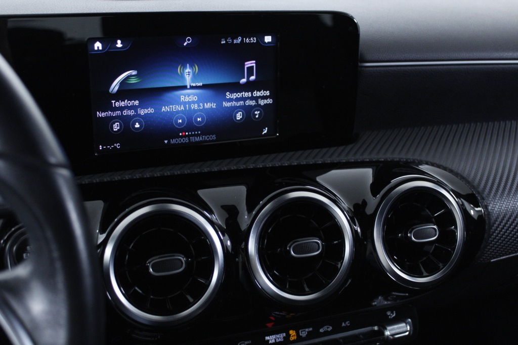 Mercedes-Benz Classe CLA - 180