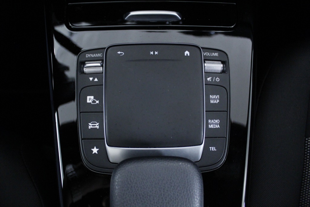 Mercedes-Benz Classe CLA - 180