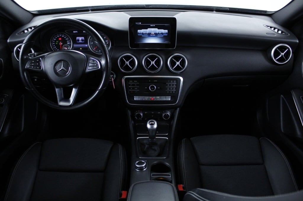 Mercedes-Benz Classe A - 180