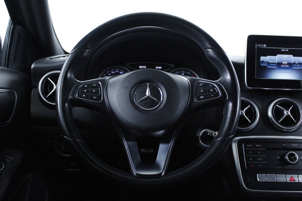 Mercedes-Benz Classe A - 180