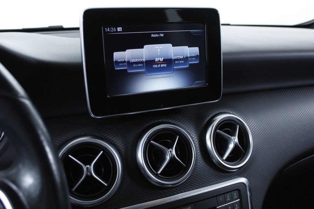 Mercedes-Benz Classe A - 180