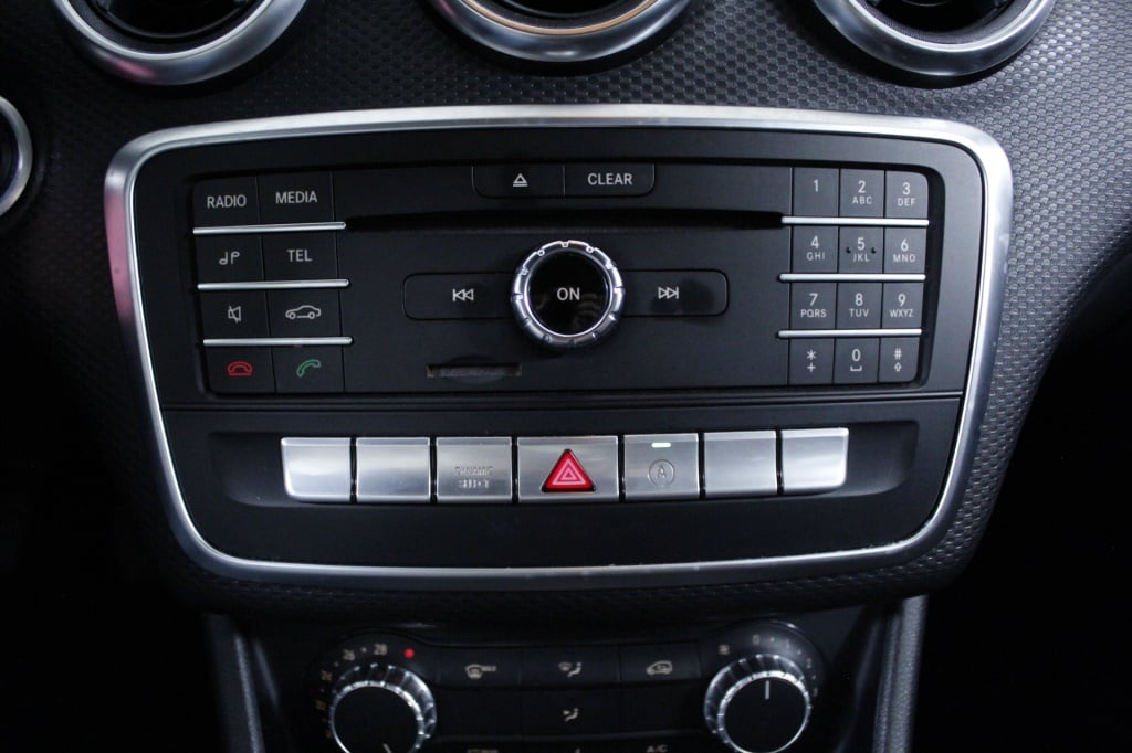 Mercedes-Benz Classe A - 180