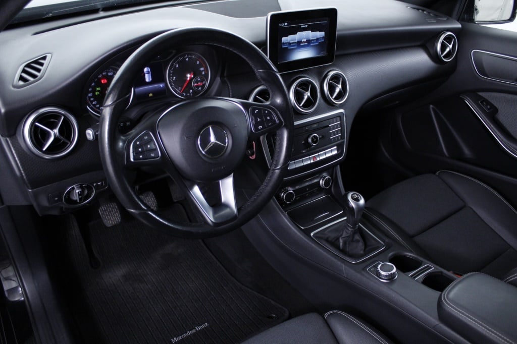 Mercedes-Benz Classe A - 180