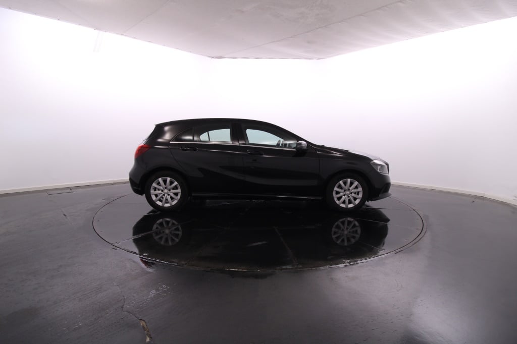 Mercedes-Benz Classe A - 180