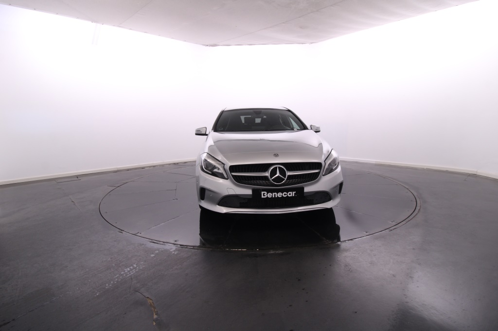 Mercedes-Benz Classe A - 200