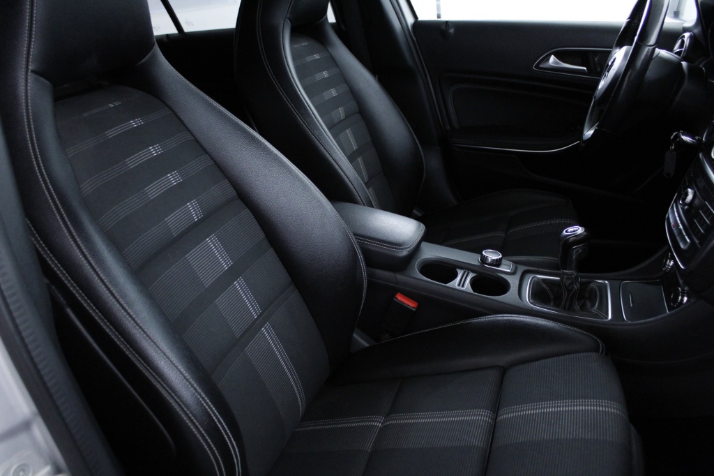 Mercedes-Benz Classe A - 200