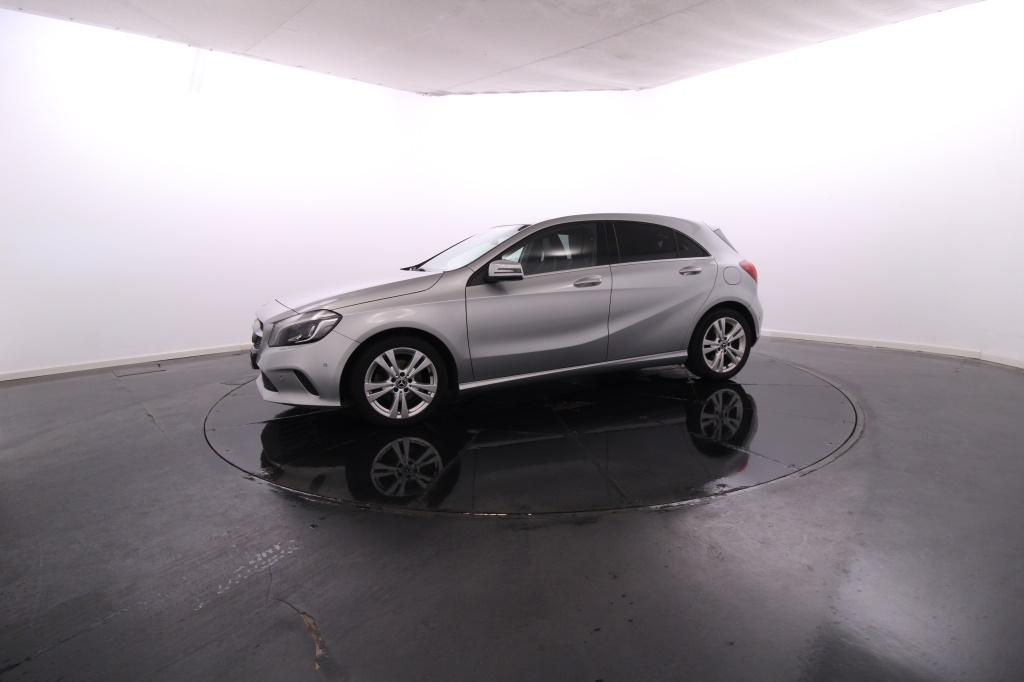 Mercedes-Benz Classe A - 200
