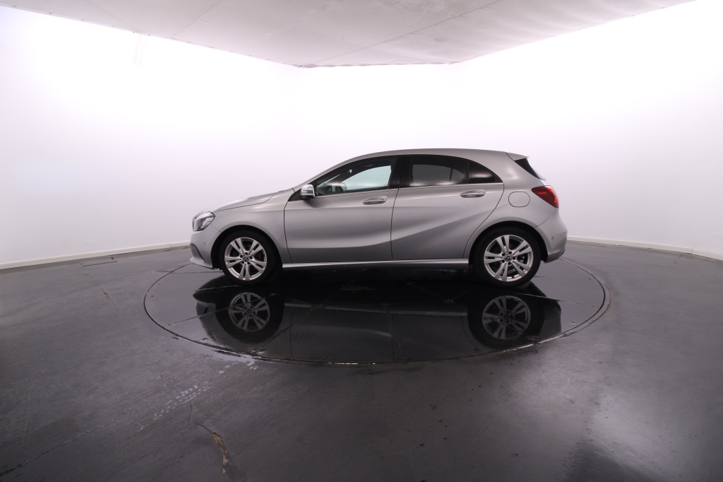 Mercedes-Benz Classe A - 200