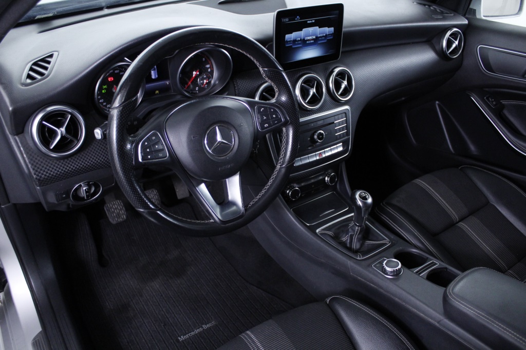 Mercedes-Benz Classe A - 200