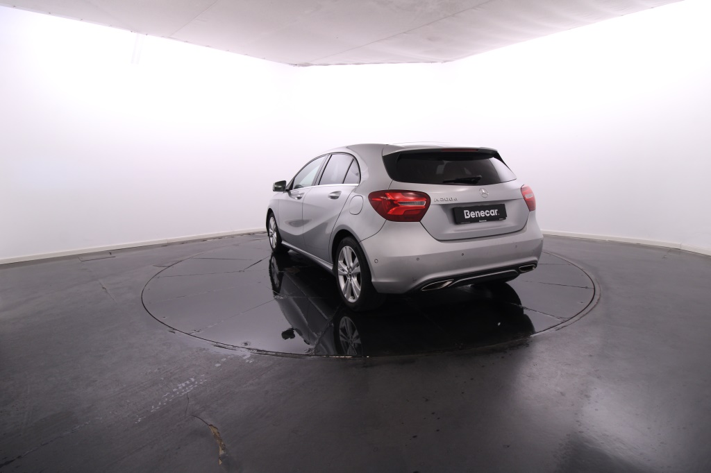 Mercedes-Benz Classe A - 200