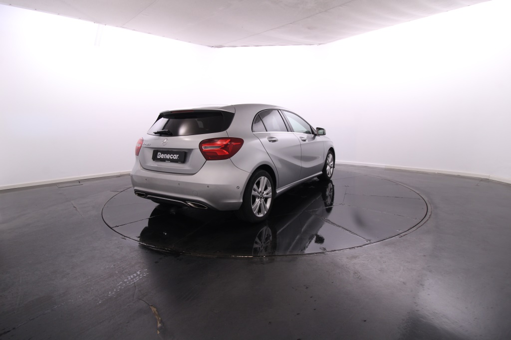 Mercedes-Benz Classe A - 200