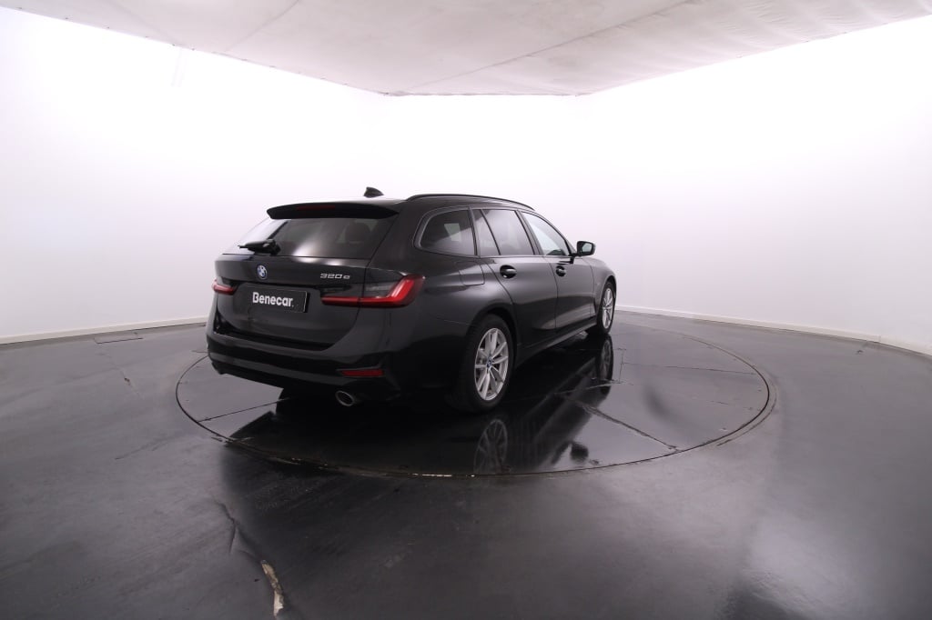 BMW Serie 3 - 320e