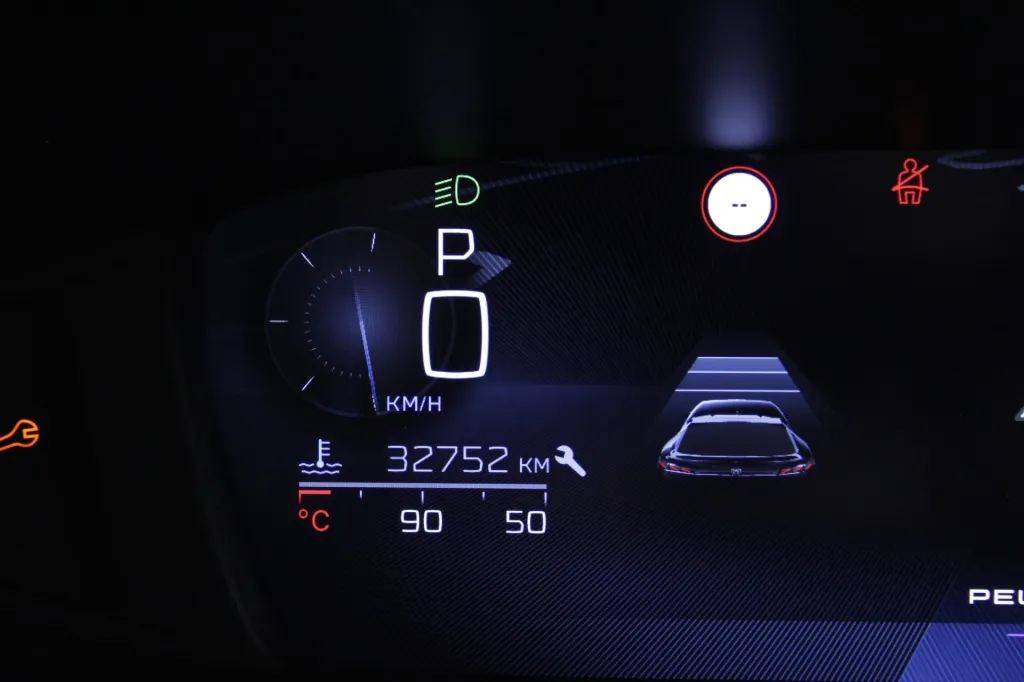Peugeot 408