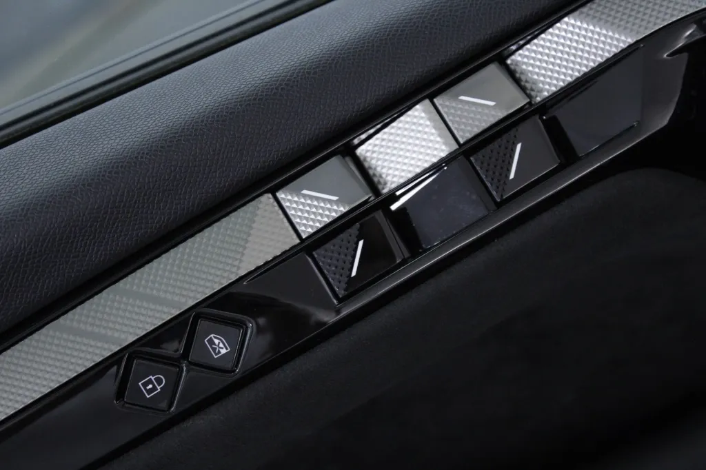 DS DS4