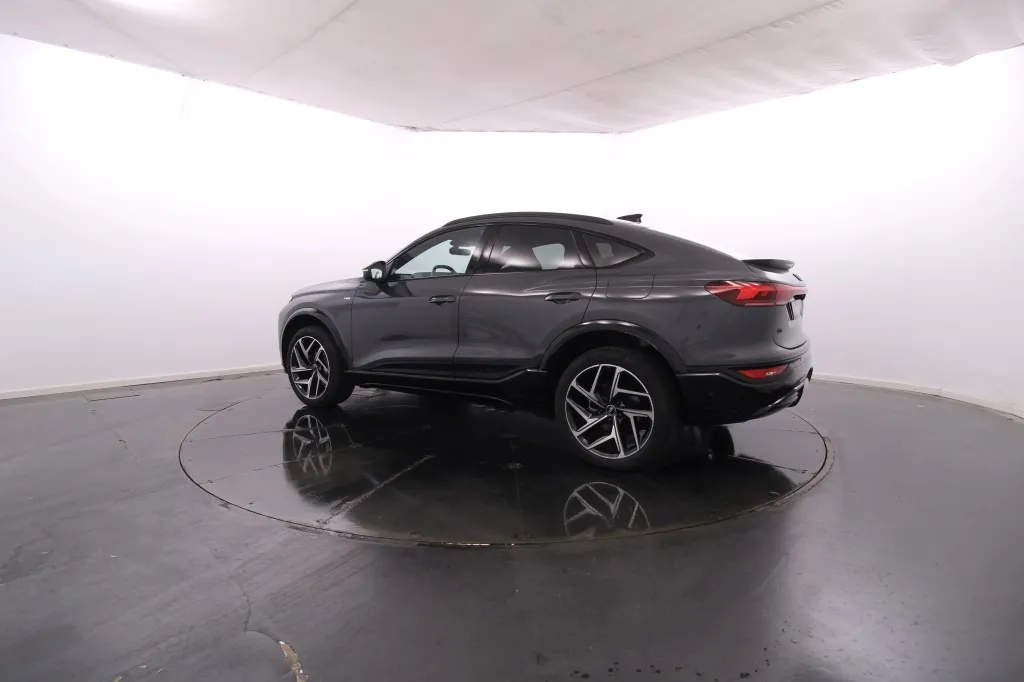 Audi Q6 Sportback e-tron