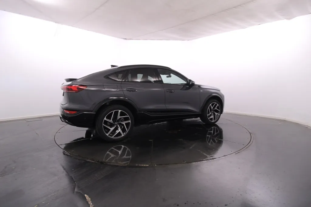 Audi Q6 Sportback e-tron