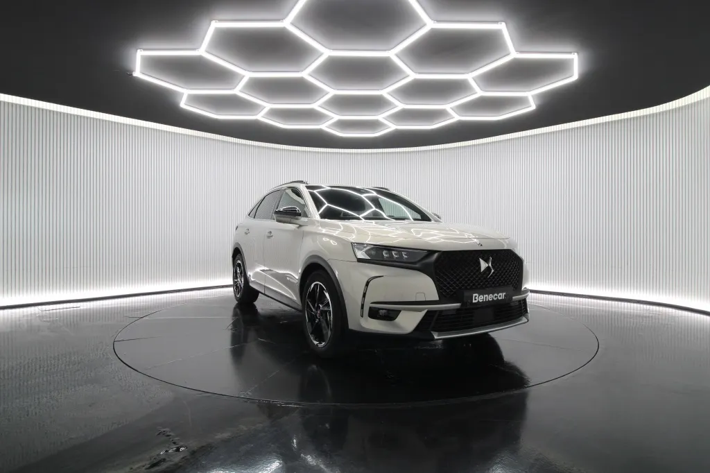 DS DS7