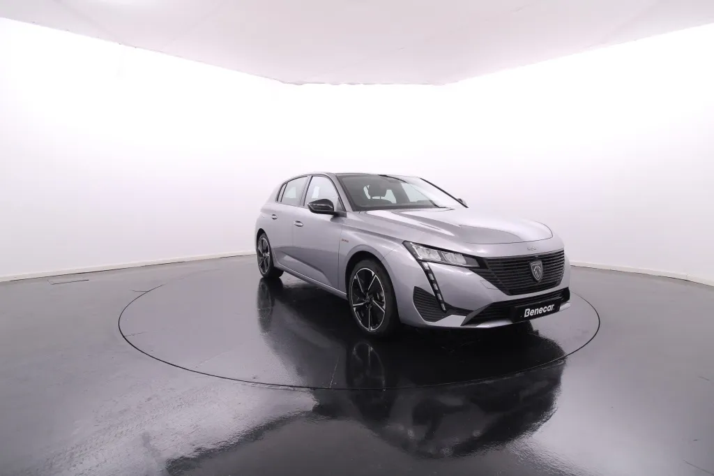 Peugeot e-308