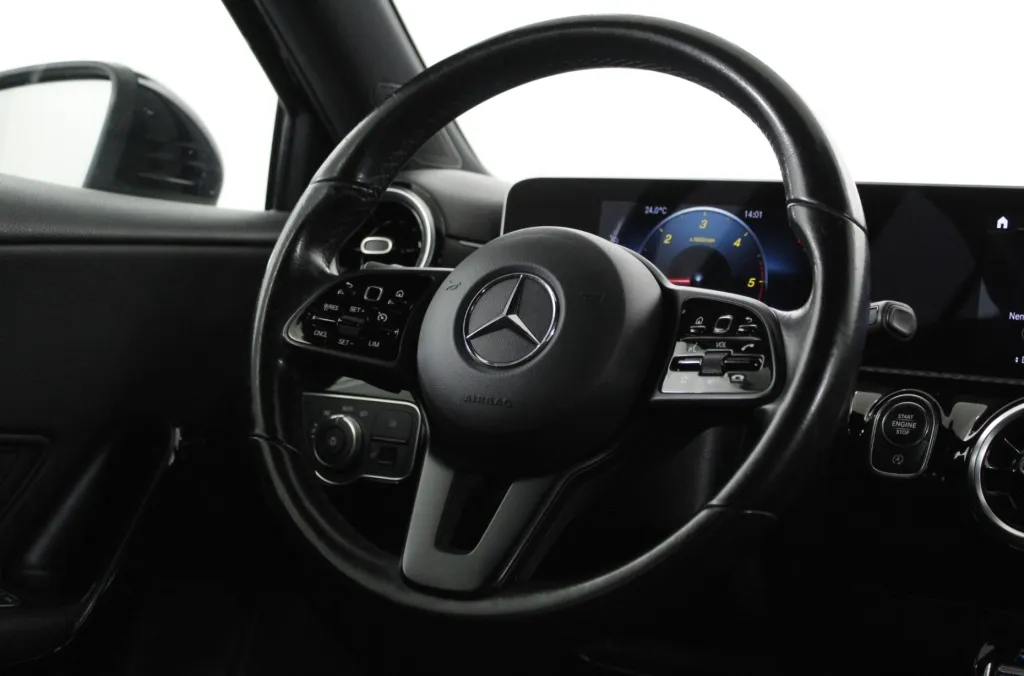 Mercedes-Benz Classe A - 180