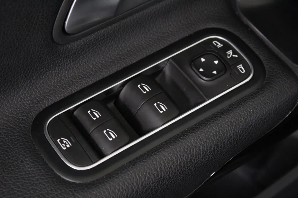 Mercedes-Benz Classe A - 180