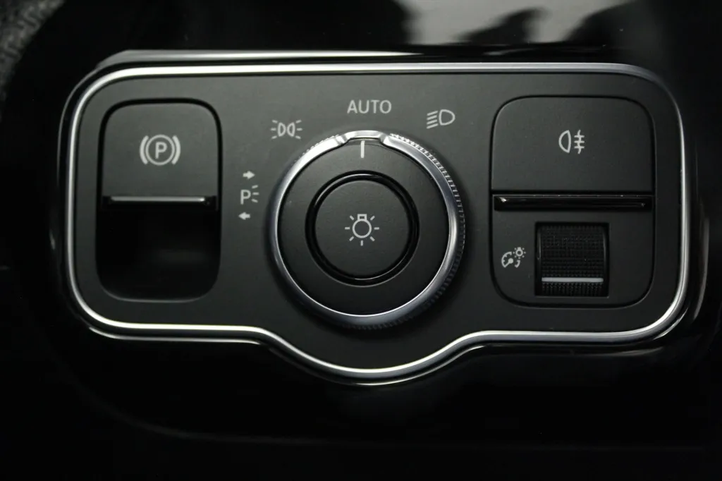 Mercedes-Benz Classe A - 180