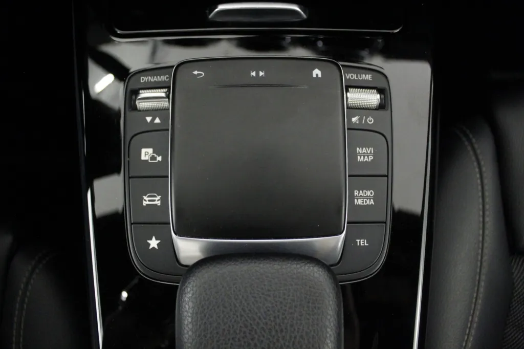 Mercedes-Benz Classe A - 180