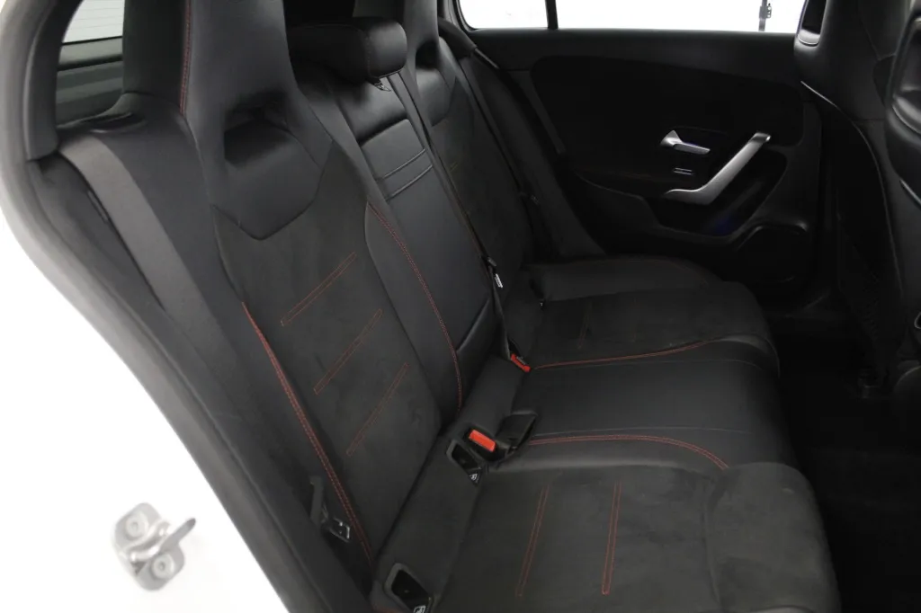 Mercedes-Benz Classe A - 180
