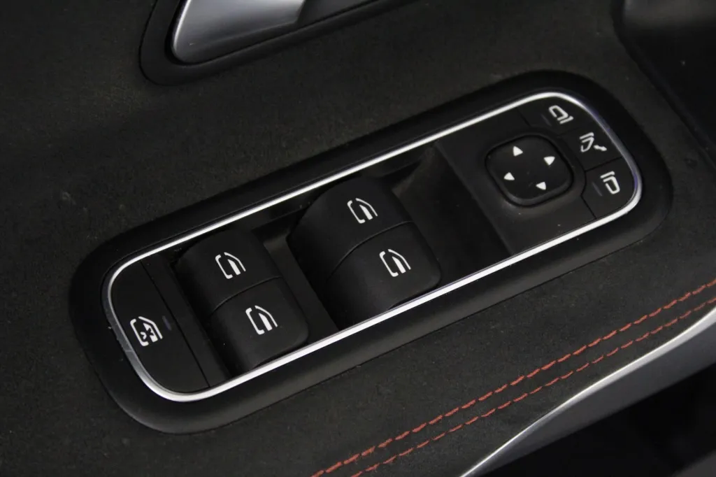 Mercedes-Benz Classe A - 180