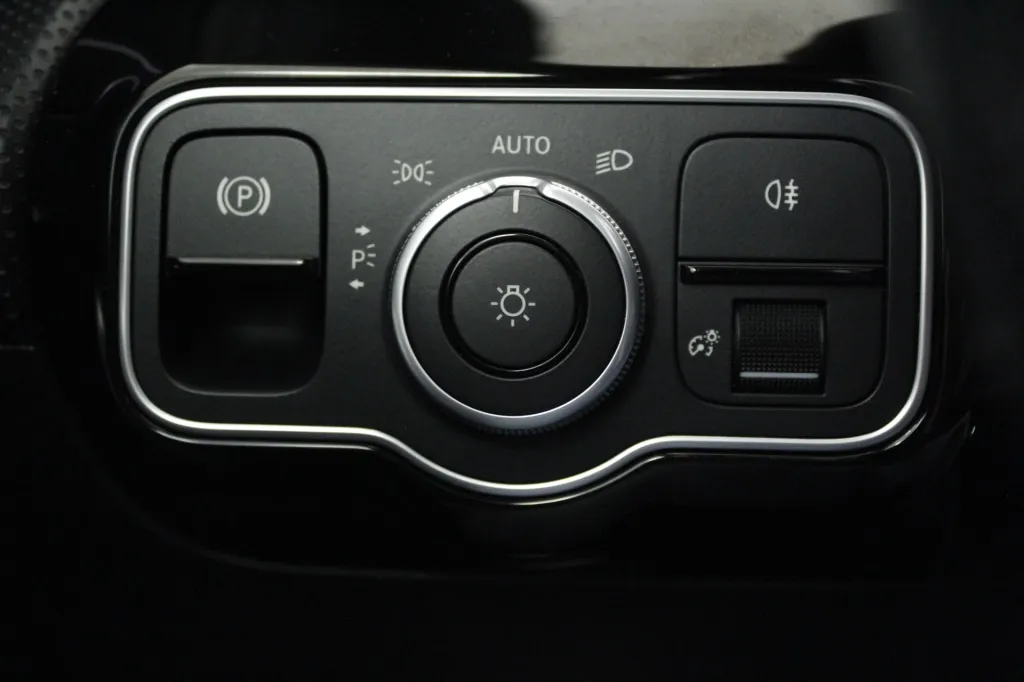 Mercedes-Benz Classe A - 180