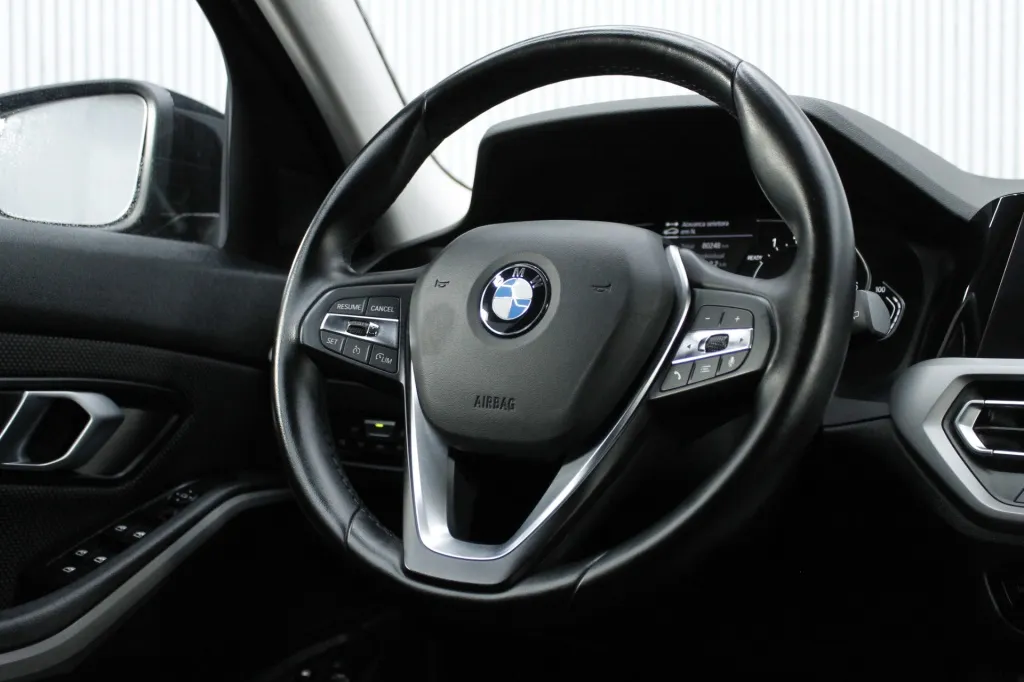 BMW Serie 3 - 330e