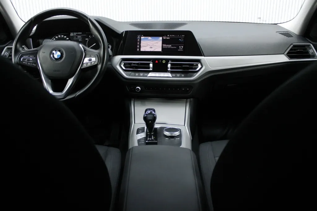 BMW Serie 3 - 330e