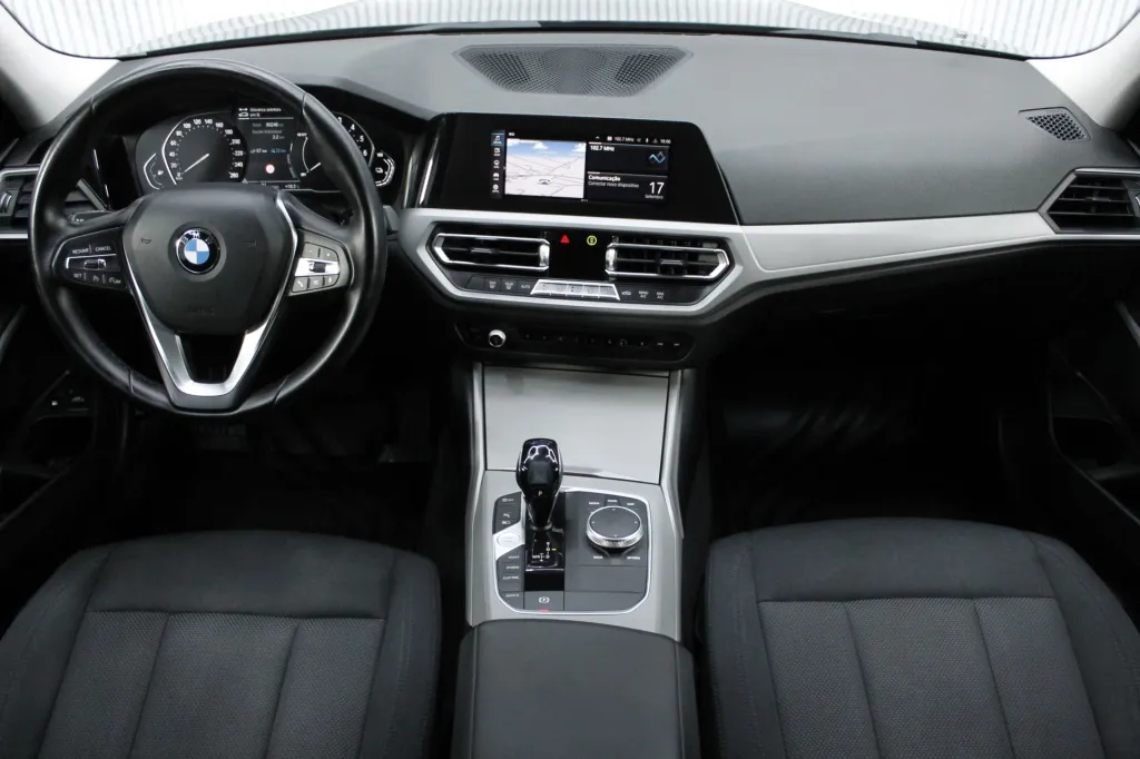 BMW Serie 3 - 330e