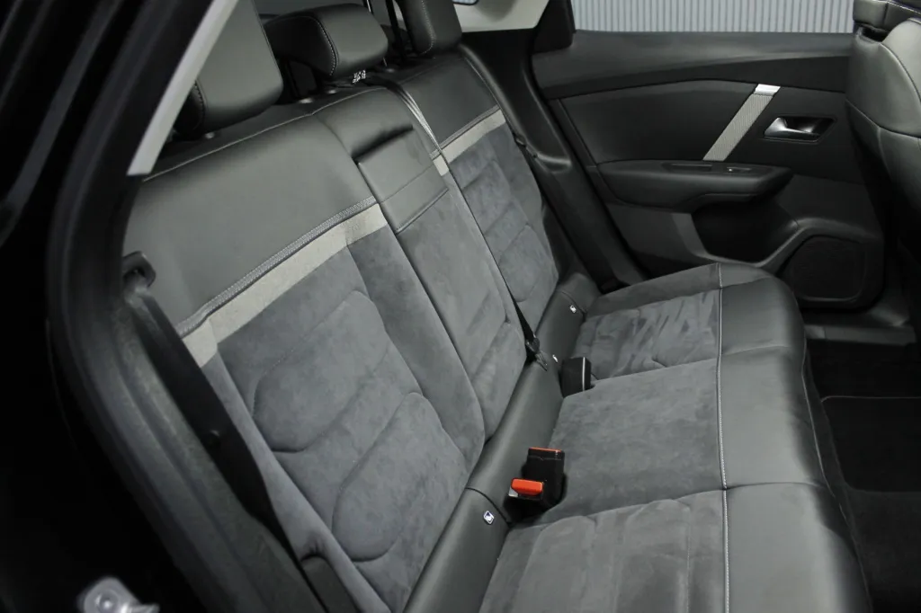 Citroen e-C4X