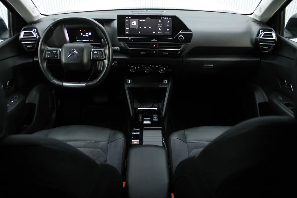 Citroen e-C4X