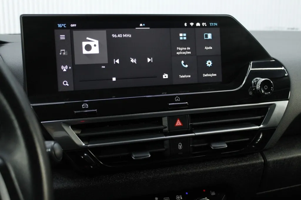 Citroen e-C4X