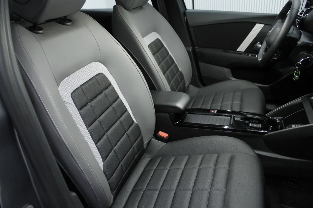 Citroen e-C4X