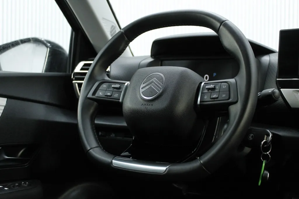 Citroen e-C4X