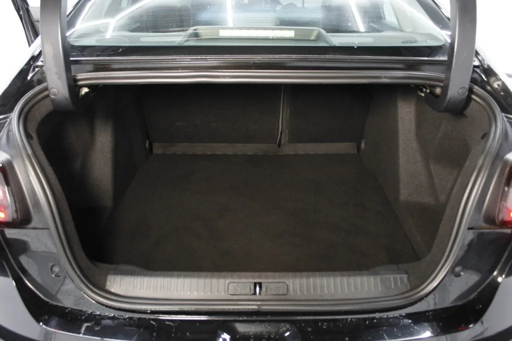 Citroen e-C4X