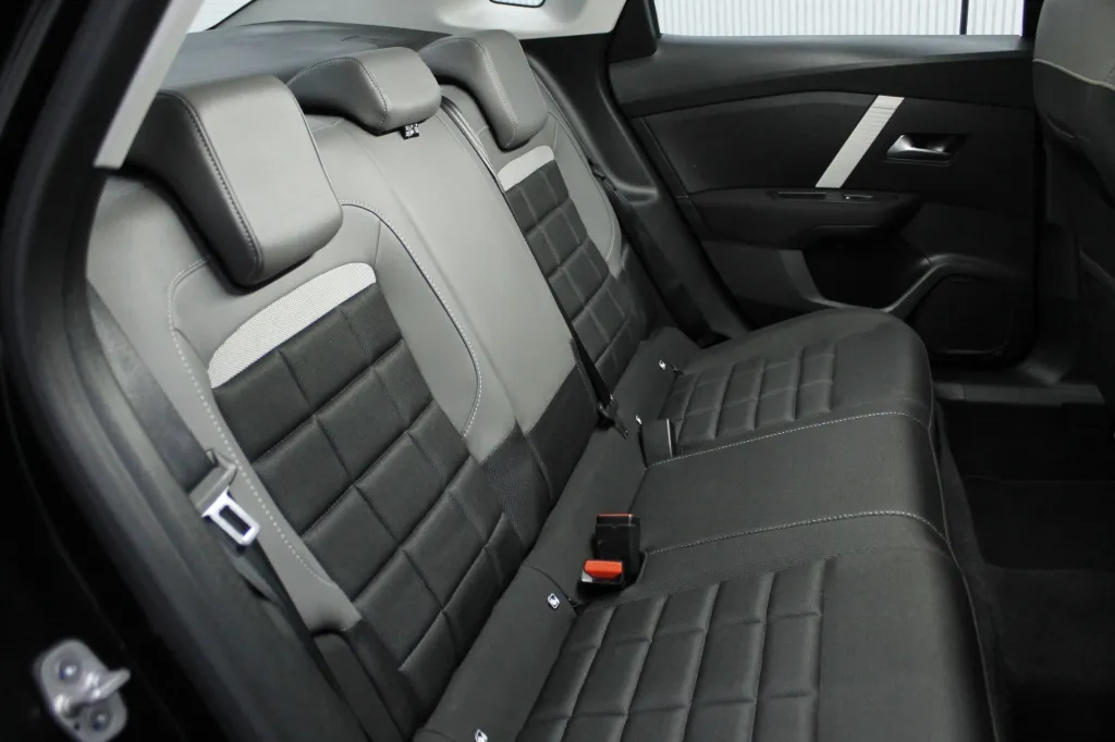 Citroen e-C4X