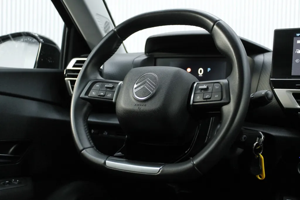 Citroen e-C4X
