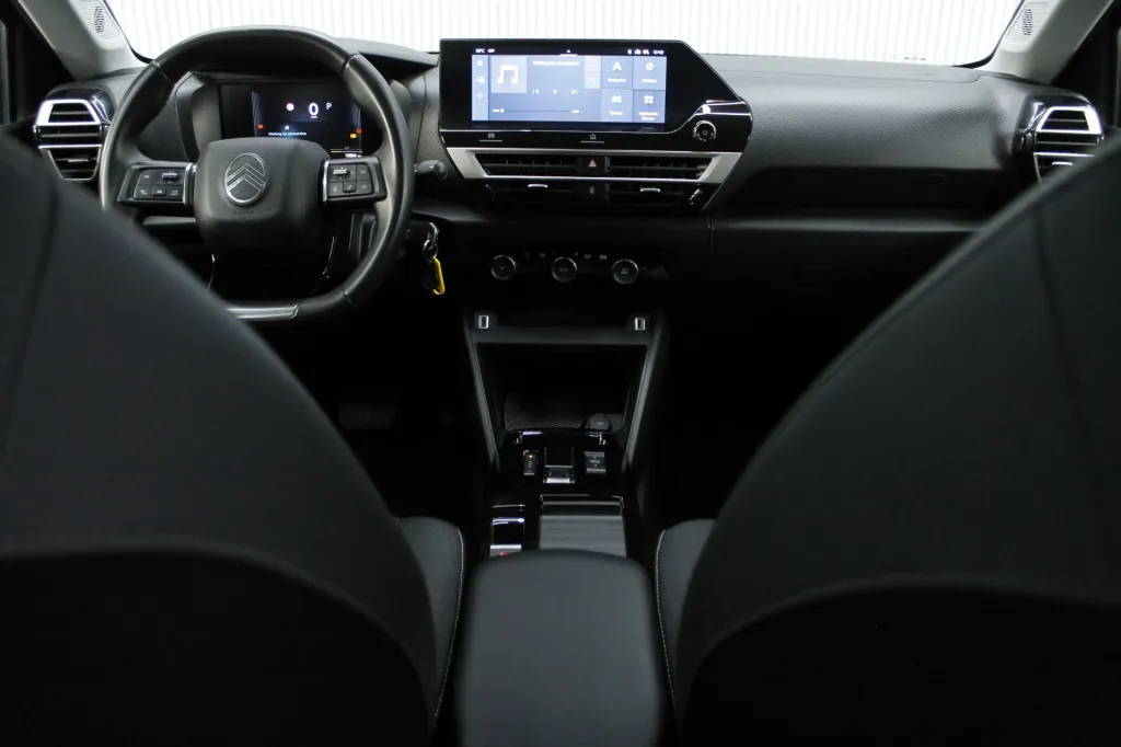 Citroen e-C4X