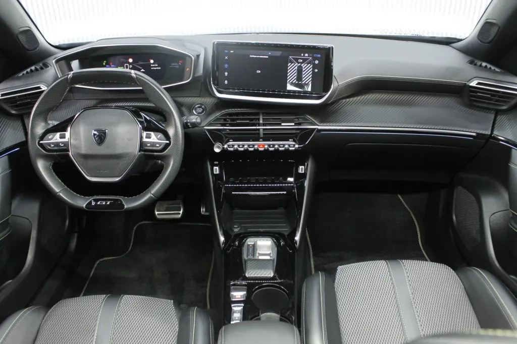 Peugeot e-2008