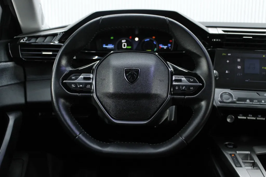 Peugeot e-308 SW