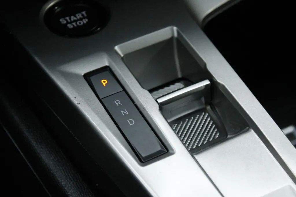 Peugeot e-308 SW