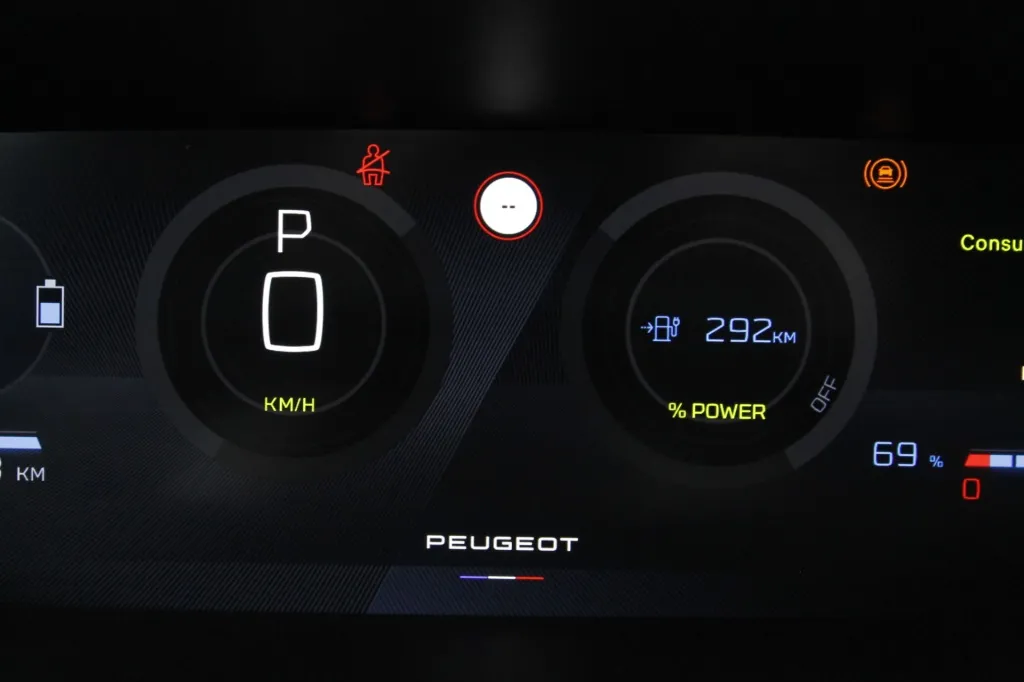 Peugeot e-308 SW