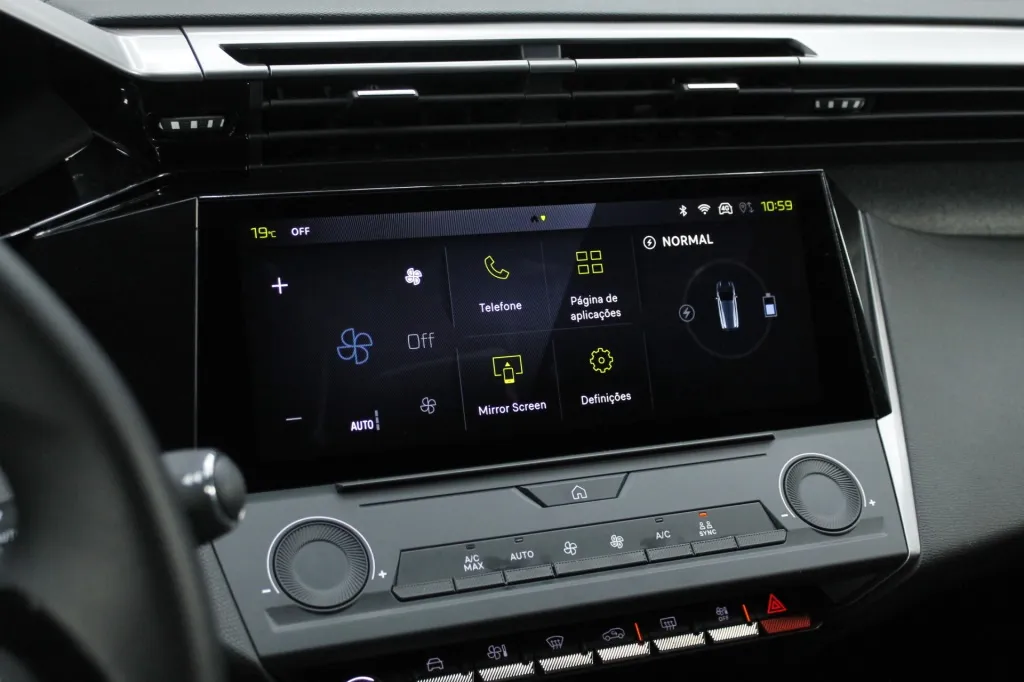Peugeot e-308 SW