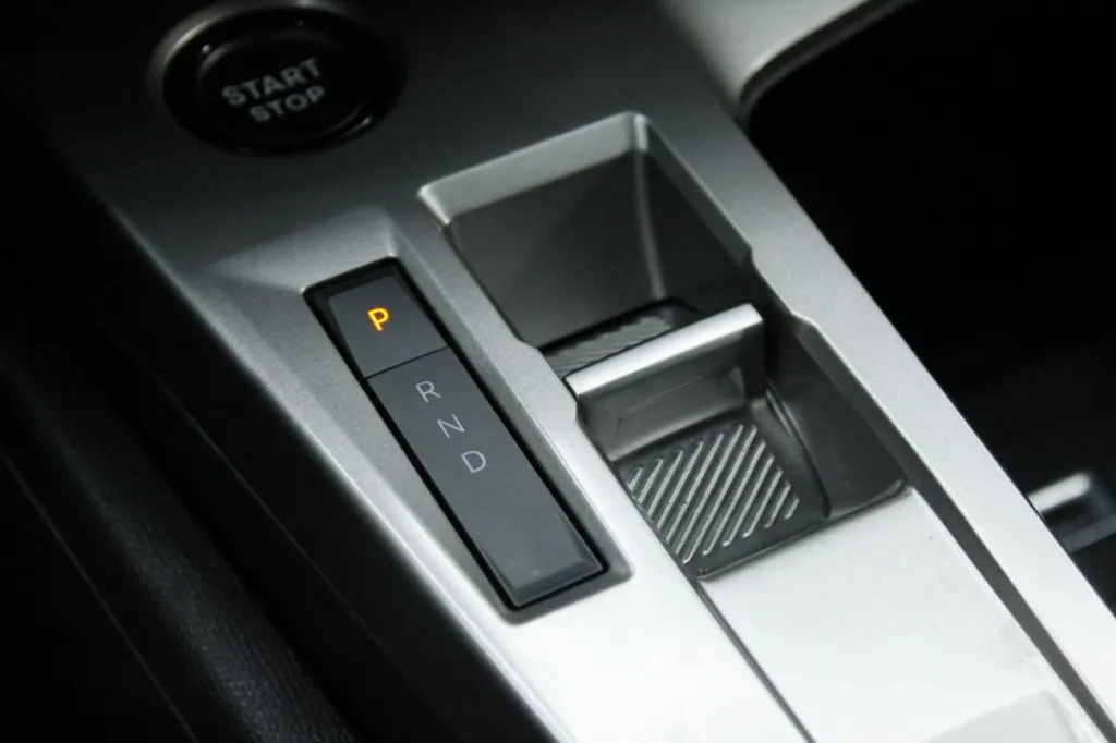 Peugeot e-308 SW