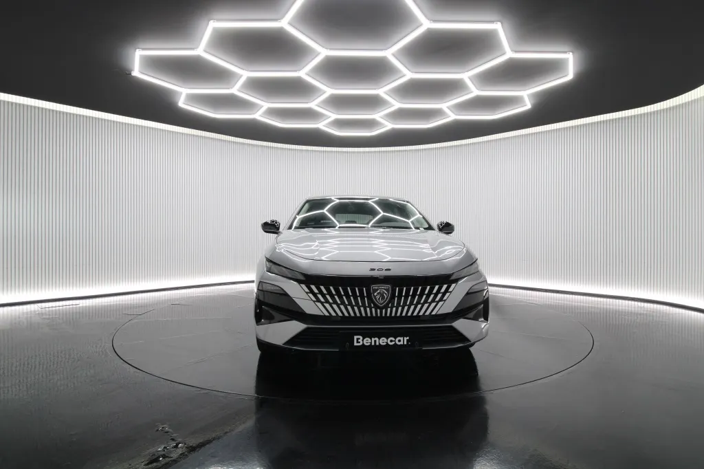 Peugeot e-308 SW