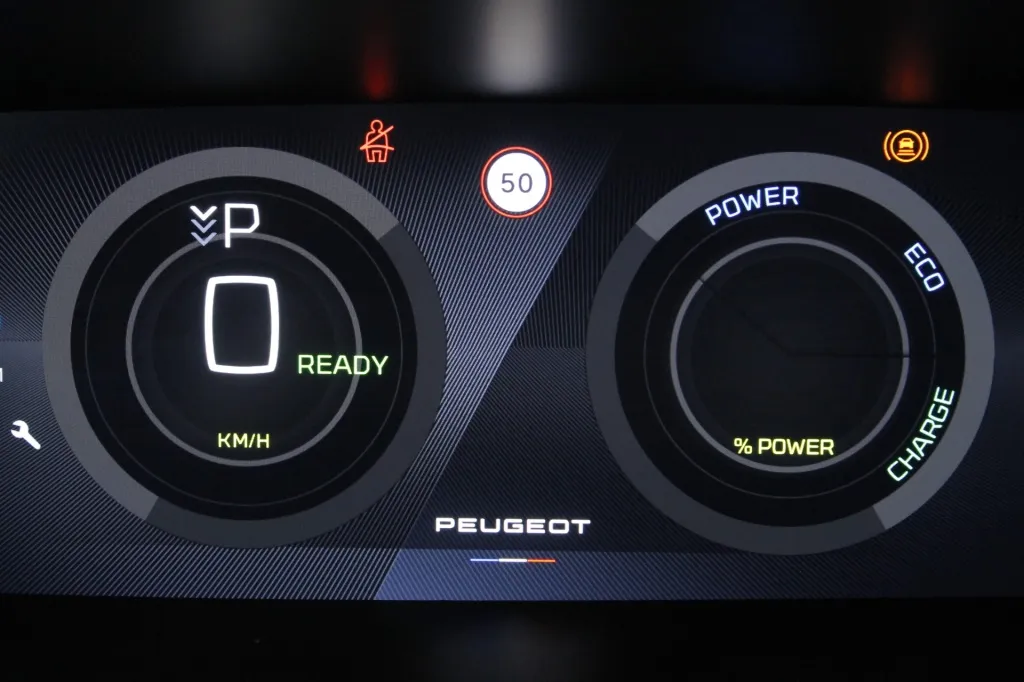 Peugeot e-308 SW